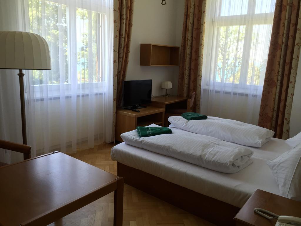 See-Hotel Post Am Attersee ไวส์เซนบัค อัม อัทเทอร์เซ ห้อง รูปภาพ